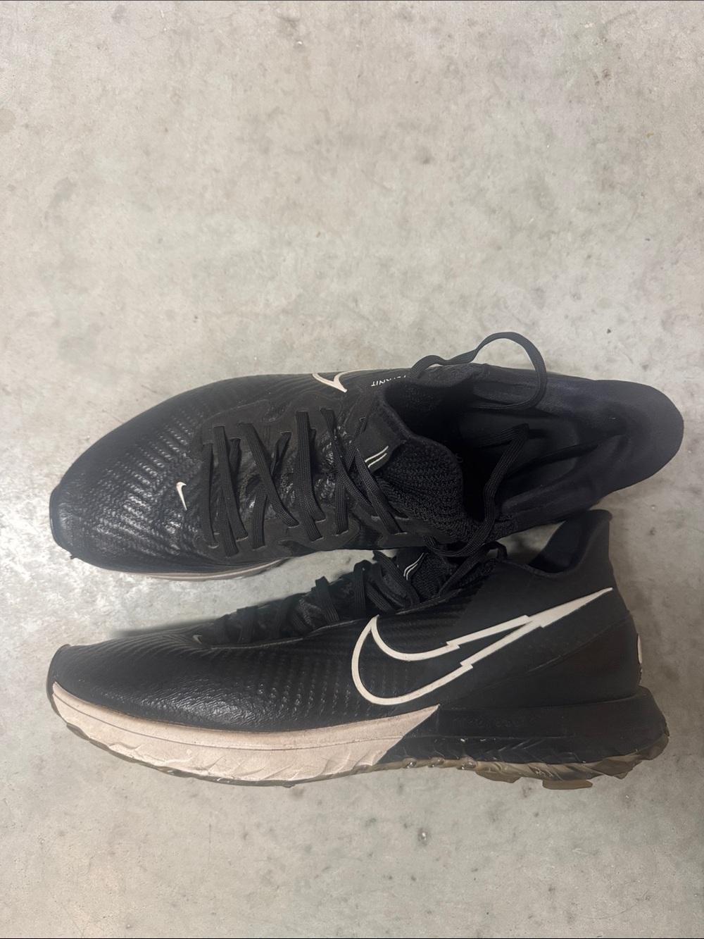 Nike AIR ZOOM INFINITY TOUR Flyknit Men’s Black and White  Golf Shoes NikeReact